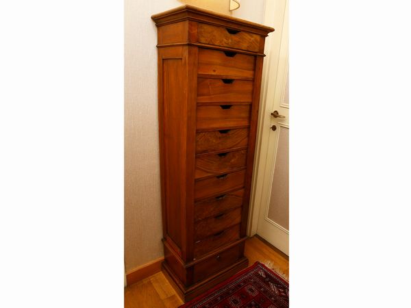 Schedario-cassettiera listrato in noce e piuma di noce  - Asta House Sale: Un'elegante casa fiorentina - Associazione Nazionale - Case d'Asta italiane