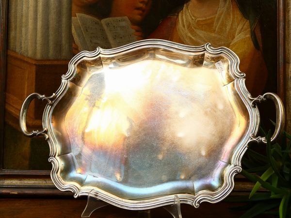 Guantiera in argento  - Asta House Sale: Un'elegante casa fiorentina - Associazione Nazionale - Case d'Asta italiane