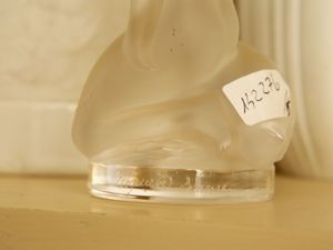 Lotto di curiosit Rosenthal e Lalique  - Asta House Sale: Un'elegante casa fiorentina - Associazione Nazionale - Case d'Asta italiane