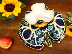 Alzata in terracotta smaltata in policromia  - Asta House Sale: Un'elegante casa fiorentina - Associazione Nazionale - Case d'Asta italiane