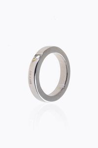 ANELLO - Peso gr 8 0 Misura 19 (59) in oro bianco con al centro due diamanti taglio baguette per totali ct 0 10 ca