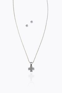 LOTTO DI DUE GIOIELLI - in oro bianco  composto da: -catena con ciondolo a forma di croce in diamanti taglio brillante per totali ct 0  [..]
