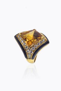 ANELLO - Peso gr 11 1 Misura 11 (51) in oro giallo  sommit a rombo  con quarzo citrino sfaccettato taglio a rombo  smalto  [..]