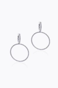 COPPIA DI ORECCHINI - Peso gr 7 1 in oro bianco  con cerchi pendenti in diamanti taglio brillante per totali ct 0 95 ca  probabile colore  [..]