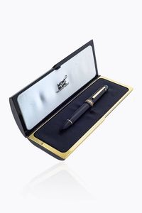 MONTBLANC - Silografica Montblanc  modello Meisterstck Le Grand Gold-coated . Corpo e  cappuccio in resina nera  con lemblema  [..]