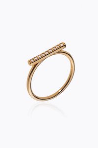 ANELLO - Peso gr 1 8 Misura 12 (52) in oro rosa  sommit geometrica con linea orizzontale in diamanti taglio brillante  [..]