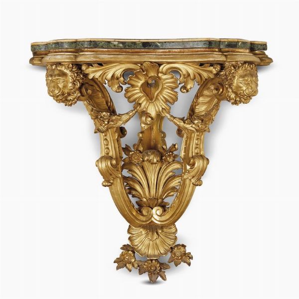 COPPIA DI CONSOLES ANGOLARI, ROMA, PRIMA MET� SECOLO XIX  - Asta International Fine Art  - Associazione Nazionale - Case d'Asta italiane