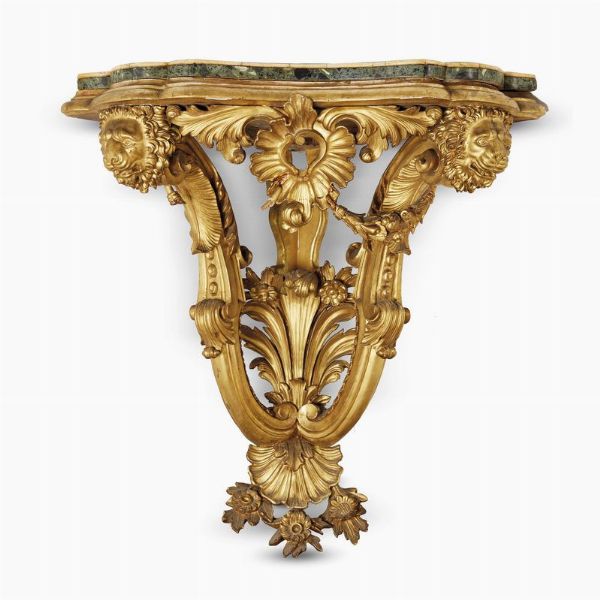 COPPIA DI CONSOLES ANGOLARI, ROMA, PRIMA MET� SECOLO XIX  - Asta International Fine Art  - Associazione Nazionale - Case d'Asta italiane