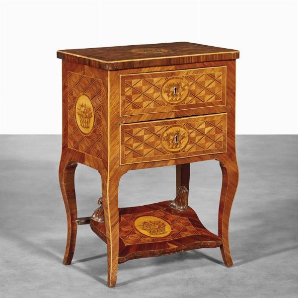 MOBILETTO CON INGINOCCHIATOIO, ROMA, SECOLO XVIII  - Asta International Fine Art  - Associazione Nazionale - Case d'Asta italiane