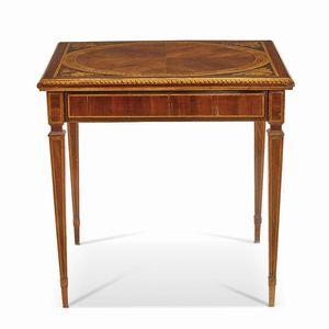 GIUSEPPE MAGGIOLINI (PARABIAGO, 1738 �1814), TAVOLO DA GIOCO con piano reversibile, FINE SECOLO XVIII  - Asta International Fine Art  - Associazione Nazionale - Case d'Asta italiane