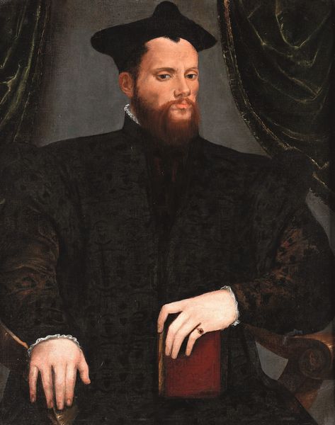 Scuola del XVI secolo Ritratto di nobiluomo con libro  - Asta Disegni Antichi - Associazione Nazionale - Case d'Asta italiane