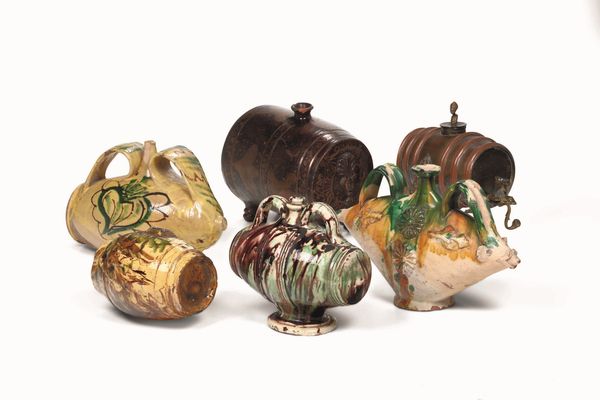 Collezione di cinque piccoli barili<BR>Italia Meridionale, Puglia (?), XIX secolo<BR><BR>  - Asta Maioliche e Porcellane - Associazione Nazionale - Case d'Asta italiane