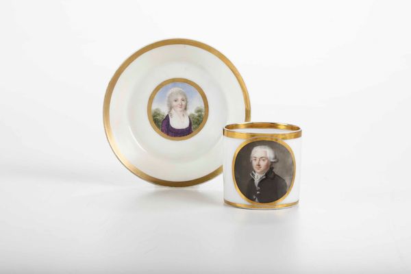 Tazza con piattino<BR>Germania (?), 1800-1820 circa  - Asta Maioliche e Porcellane - Associazione Nazionale - Case d'Asta italiane