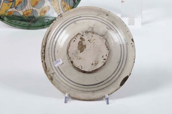 Due piatti<BR>Montelupo, XVII secolo<BR>  - Asta Maioliche e Porcellane - Associazione Nazionale - Case d'Asta italiane