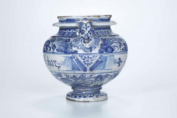 Vaso da elettuari<BR>Torino, Fabbrica del Regio Parco, XVII secolo<BR>  - Asta Maioliche e Porcellane - Associazione Nazionale - Case d'Asta italiane