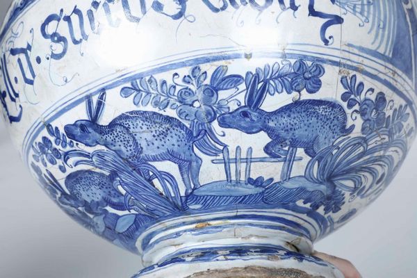 Vaso da elettuari<BR>Torino, Fabbrica del Regio Parco, XVII secolo<BR>  - Asta Maioliche e Porcellane - Associazione Nazionale - Case d'Asta italiane