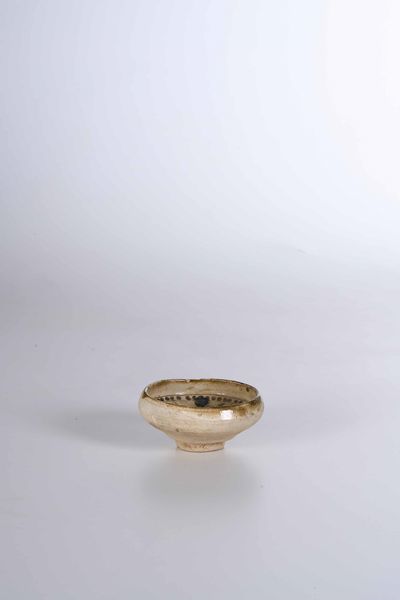 Piccola ciotola<BR>Persia (Iran), probabilmente X secolo<BR>  - Asta Maioliche e Porcellane - Associazione Nazionale - Case d'Asta italiane