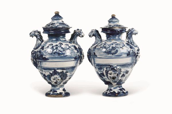 Coppia di stagnoni di farmacia  <BR>Savona, Fabbrica di Domenico Lorenzo Levantino, sesto decennio del XVIII secolo  - Asta Maioliche e Porcellane - Associazione Nazionale - Case d'Asta italiane