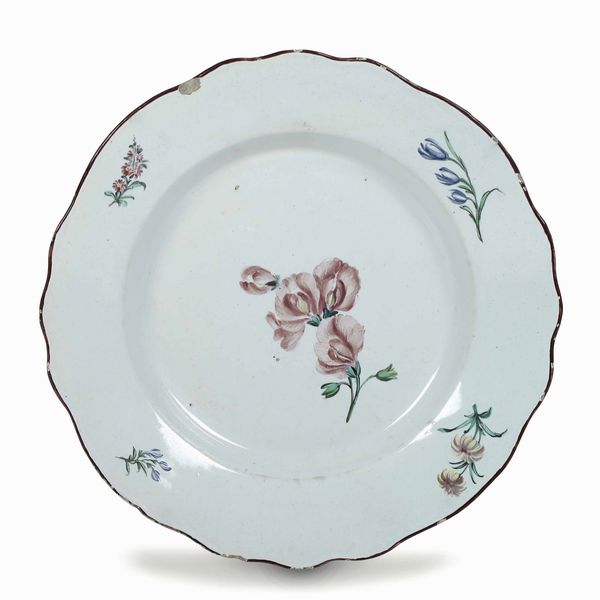 Piatto<BR>Germania, Manifattura di Ansbach (?), terzo quarto del XVIII secolo<BR>  - Asta Maioliche e Porcellane - Associazione Nazionale - Case d'Asta italiane