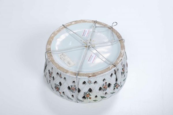 Cestino<BR>Nove, Manifattura Antonibon, 1750-1770 circa<BR>  - Asta Maioliche e Porcellane - Associazione Nazionale - Case d'Asta italiane