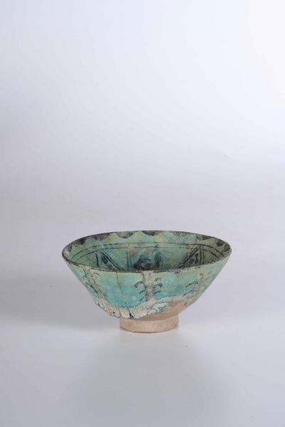 Coppa<BR>Persia (Iran), XII-XIII secolo<BR>  - Asta Maioliche e Porcellane - Associazione Nazionale - Case d'Asta italiane