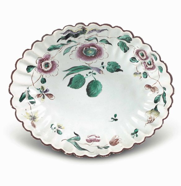 Bacinella<BR>Bologna, probabilmente Manifattura Finck, seconda met� del XVIII secolo<BR>  - Asta Maioliche e Porcellane - Associazione Nazionale - Case d'Asta italiane