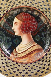 Coppia di piatti da parata<BR>Gualdo Tadino, Manifattura Rubboli, 1920-1926 circa  - Asta Maioliche e Porcellane - Associazione Nazionale - Case d'Asta italiane