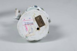 Rara coppia di figurine<BR>Meissen, 1750 circa<BR>Modelli di J.J.Kaendler e/o Peter Reinicke, 1747 circa<BR>  - Asta Maioliche e Porcellane - Associazione Nazionale - Case d'Asta italiane