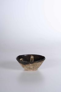 Ciotola<BR>Persia (Iran), IX-XI secolo (?)<BR>  - Asta Maioliche e Porcellane - Associazione Nazionale - Case d'Asta italiane