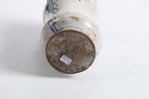 Albarello<BR>Probabilmente Napoli, XVIII secolo<BR>  - Asta Maioliche e Porcellane - Associazione Nazionale - Case d'Asta italiane