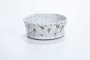 Cestino<BR>Nove, Manifattura Antonibon, 1750-1770 circa<BR>  - Asta Maioliche e Porcellane - Associazione Nazionale - Case d'Asta italiane