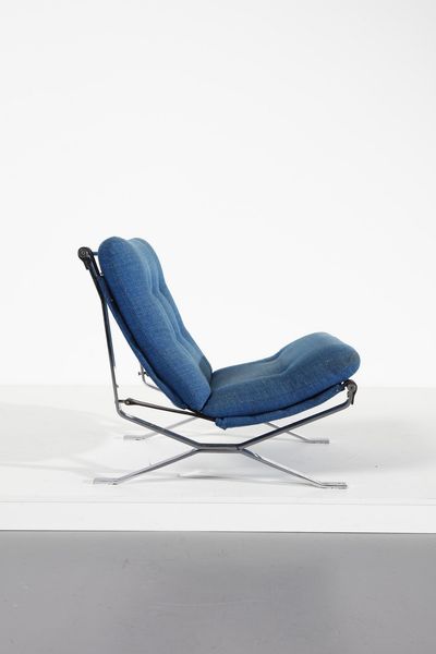 MIM ROMA : Poltrona Lotus  - Asta Asta 364 | DESIGN E ARTI DECORATIVE DEL NOVECENTO - DESIGN (Online) Online - Associazione Nazionale - Case d'Asta italiane