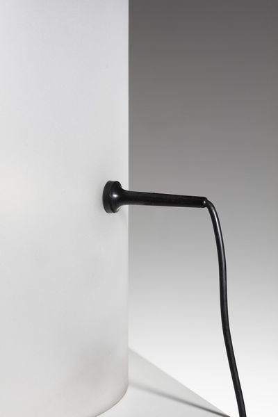 ROSATI GUIDO (n. 1970) : Lampada da tavolo Fatua per Fontana Arte  - Asta Asta 364 | DESIGN E ARTI DECORATIVE DEL NOVECENTO - DESIGN (Online) Online - Associazione Nazionale - Case d'Asta italiane