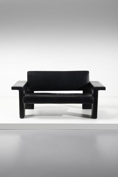 SCARPA AFRA (1937 -2011) & TOBIA (n. 1935) : attribuito. Divano  - Asta Asta 364 | DESIGN E ARTI DECORATIVE DEL NOVECENTO - DESIGN (Online) Online - Associazione Nazionale - Case d'Asta italiane