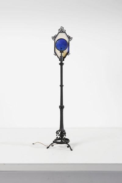 GHIRETTI CORNELIO : attribuito. Lampada da terra  - Asta Asta 364 | DESIGN E ARTI DECORATIVE DEL NOVECENTO - DESIGN (Online) Online - Associazione Nazionale - Case d'Asta italiane