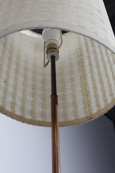 SARFATTI GINO (1912 - 1985) : attribuito. Lampada da terra  - Asta Asta 364 | DESIGN E ARTI DECORATIVE DEL NOVECENTO - DESIGN (Online) Online - Associazione Nazionale - Case d'Asta italiane