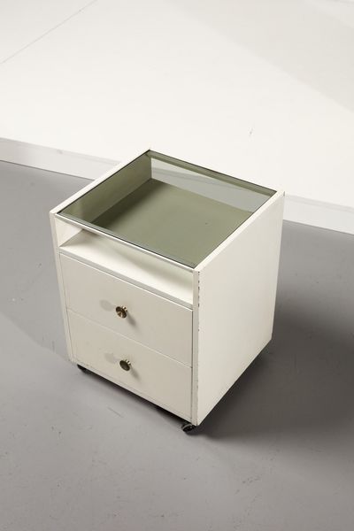 DE CARLI CARLO (1910 - 1999) : Coppia di comodini per Sormani  - Asta Asta 364 | DESIGN E ARTI DECORATIVE DEL NOVECENTO - DESIGN (Online) Online - Associazione Nazionale - Case d'Asta italiane
