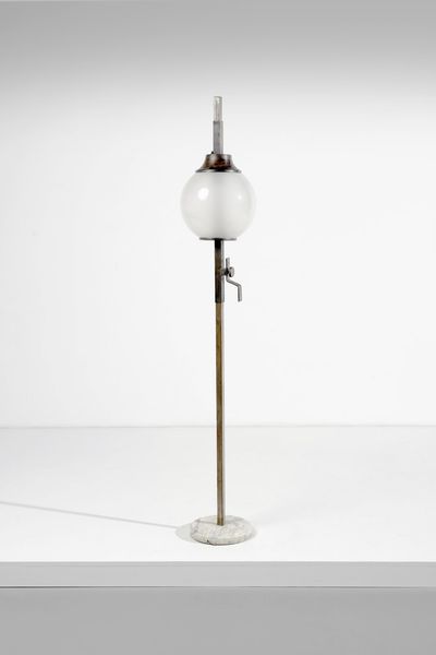 GARDELLA IGNAZIO (1905 - 1999) : attribuito. Lampada da terra  - Asta Asta 364 | DESIGN E ARTI DECORATIVE DEL NOVECENTO - DESIGN (Online) Online - Associazione Nazionale - Case d'Asta italiane