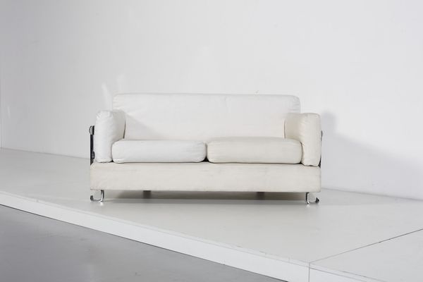 CACCIA DOMINIONI LUIGI (n. 1913) : Divano P11 Fasce Cromate per Azucena  - Asta Asta 364 | DESIGN E ARTI DECORATIVE DEL NOVECENTO - DESIGN (Online) Online - Associazione Nazionale - Case d'Asta italiane
