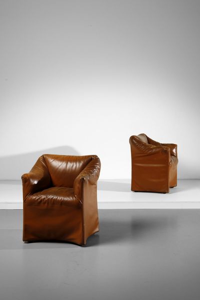 BELLINI MARIO (n. 1935) : Coppia di poltrone 684 per Cassina  - Asta Asta 364 | DESIGN E ARTI DECORATIVE DEL NOVECENTO - DESIGN (Online) Online - Associazione Nazionale - Case d'Asta italiane