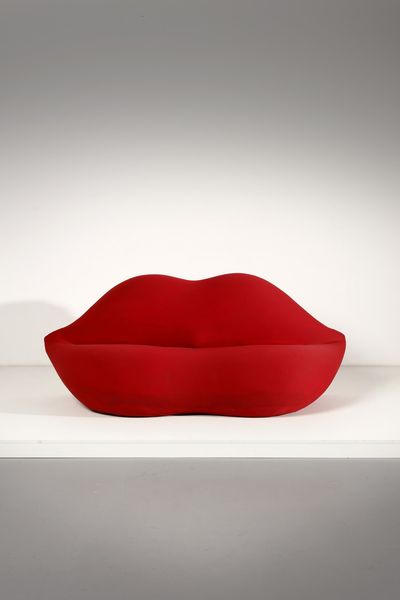 STUDIO 65  (n. 1965) : Divano Bocca per Gufram  - Asta Asta 364 | DESIGN E ARTI DECORATIVE DEL NOVECENTO - DESIGN (Online) Online - Associazione Nazionale - Case d'Asta italiane