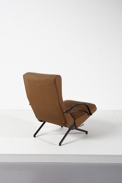 BORSANI OSVALDO (1911 - 1985) : Poltrona P40  per Tecno  - Asta Asta 364 | DESIGN E ARTI DECORATIVE DEL NOVECENTO - DESIGN (Online) Online - Associazione Nazionale - Case d'Asta italiane