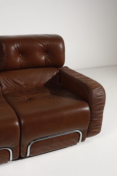 PIAZZESI ADRIANO : attribuito.Divano  - Asta Asta 364 | DESIGN E ARTI DECORATIVE DEL NOVECENTO - DESIGN (Online) Online - Associazione Nazionale - Case d'Asta italiane