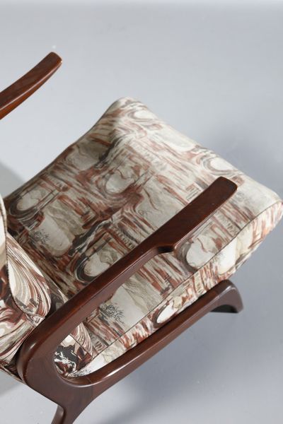 MANIFATTURA ITALIANA : Coppia di poltrone  - Asta Asta 364 | DESIGN E ARTI DECORATIVE DEL NOVECENTO - DESIGN (Online) Online - Associazione Nazionale - Case d'Asta italiane