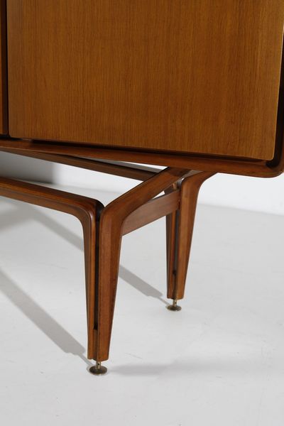 GALLERIA MOBILI D'ARTE - CANTU' : Credenza  - Asta Asta 364 | DESIGN E ARTI DECORATIVE DEL NOVECENTO - DESIGN (Online) Online - Associazione Nazionale - Case d'Asta italiane