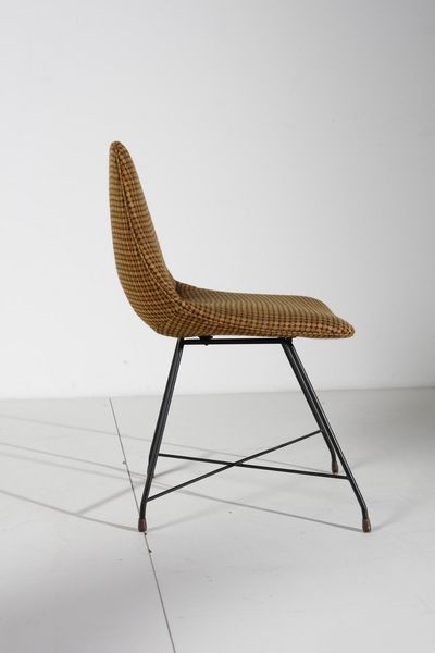 BOZZI AUGUSTO (1924 - 1982) : Quattro sedie Athena per F.lli Saporiti  - Asta Asta 364 | DESIGN E ARTI DECORATIVE DEL NOVECENTO - DESIGN (Online) Online - Associazione Nazionale - Case d'Asta italiane