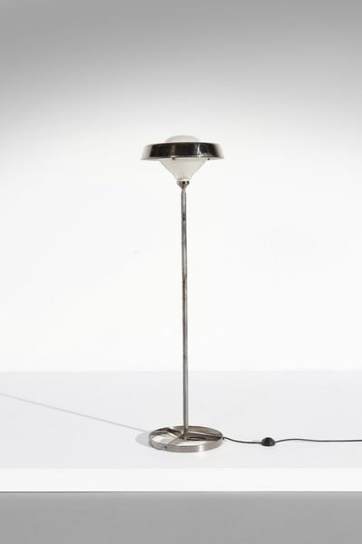 GRUPPO BBPR (n. 1932) : Lampada da terra RO per Artemide  - Asta Asta 364 | DESIGN E ARTI DECORATIVE DEL NOVECENTO - DESIGN (Online) Online - Associazione Nazionale - Case d'Asta italiane