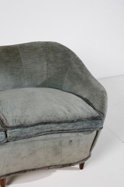 PONTI GIO (1891 - 1979) : Divano per Casa & Giardino  - Asta Asta 364 | DESIGN E ARTI DECORATIVE DEL NOVECENTO - DESIGN (Online) Online - Associazione Nazionale - Case d'Asta italiane