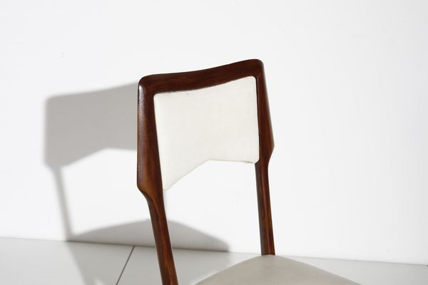 DASSI VITTORIO (1893 - 1973) : Cinque sedie  - Asta Asta 364 | DESIGN E ARTI DECORATIVE DEL NOVECENTO - DESIGN (Online) Online - Associazione Nazionale - Case d'Asta italiane