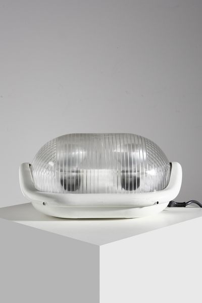 CASTIGLIONI ACHILLE (1918 -2002) & PIERGIACOMO (1913 - 1968) : Lampada da tavolo Noce per Flos  - Asta Asta 364 | DESIGN E ARTI DECORATIVE DEL NOVECENTO - DESIGN (Online) Online - Associazione Nazionale - Case d'Asta italiane